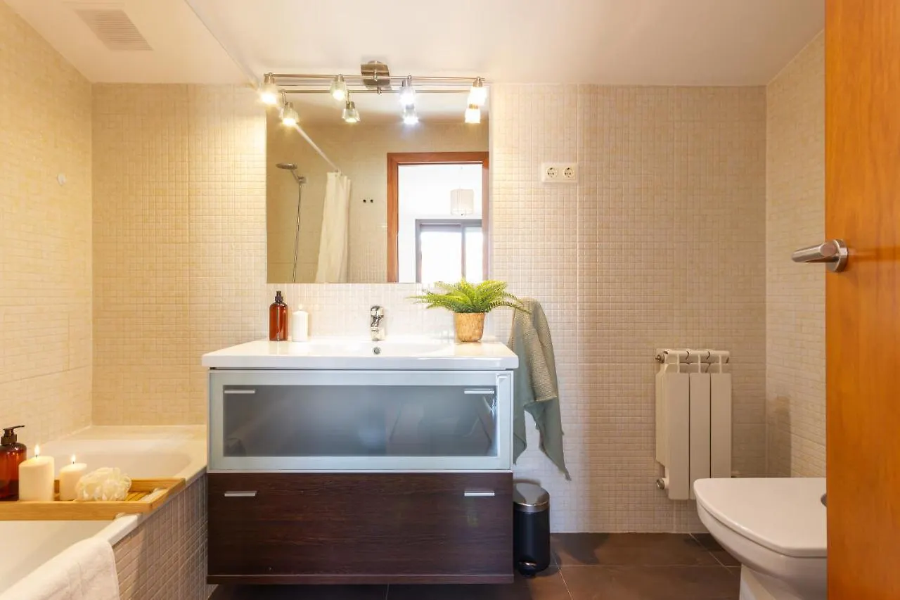 Apartamento Elegante Duplex En Terrassa, Barcelona